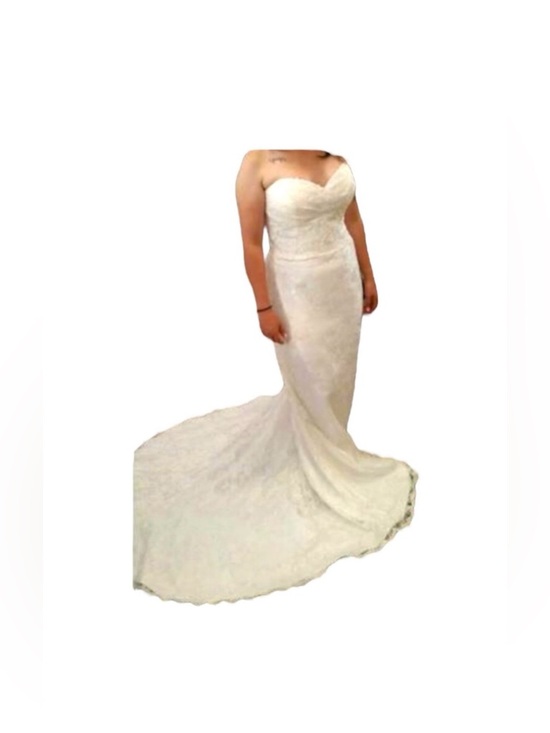 Dresses & Skirts - NWT Unaltered Ivory Lace Strapless Wedding Dress